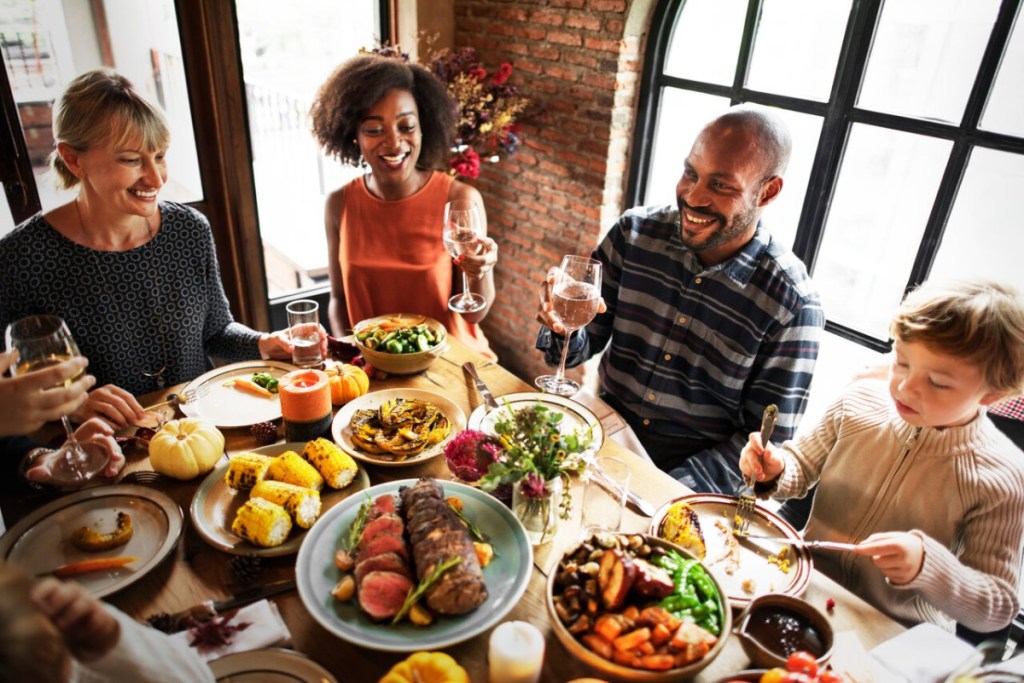 Tips for hosting Thanksgiving